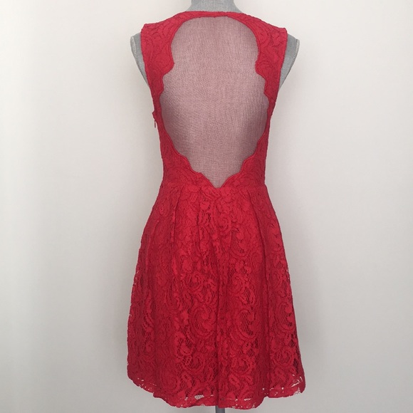 Urban Outfitters Pins and Needles Lace Sleeveless Fit & Flare Dress, size 6 ❤️ - Picture 5 of 16